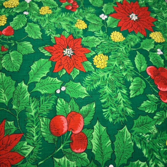 Vintage MCM Christmas Poinsettia Holly Fabric Tablecloth 70"x50" Rectangle - Picture 7 of 8